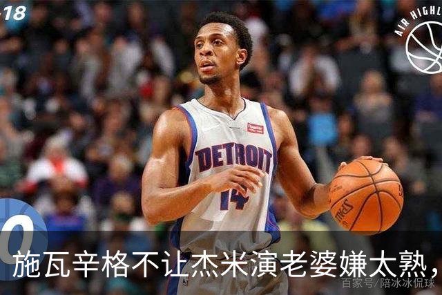 施瓦辛格不让杰米演老婆嫌太熟,卡梅隆硬留,一摔摔出4亿票房和金球奖